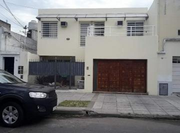 Casa de 5 ambientes, Lanús · Casa en Venta en Lanus Oeste