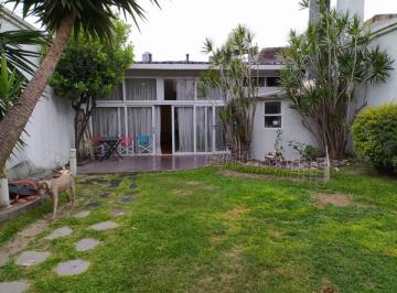 PH , Avellaneda · PH Tipo Loft con Quincho y Patio