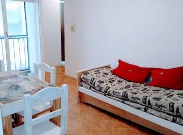 Departamento de 2 ambientes, Villa General Mitre · Depto Temporario 2 Amb - San Martin y Donato Alvarez (Lavadero)