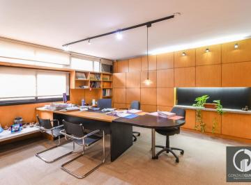 Oficina comercial · 219m² · 11 Ambientes · Oficina Venta Amplia Piso Exclusivo Microcentro Rosario.
