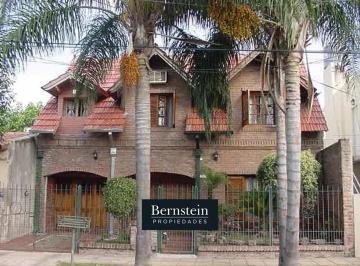 Casa · 313m² · 5 Ambientes · 2 Cocheras · Casa en Venta: 6 Ambientes: Ituzaingo: 313 m² Cubiertos