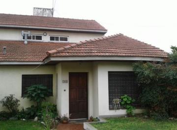 Casa · 185m² · 6 Ambientes · 2 Cocheras · Casa - Lomas de Zamora Oeste