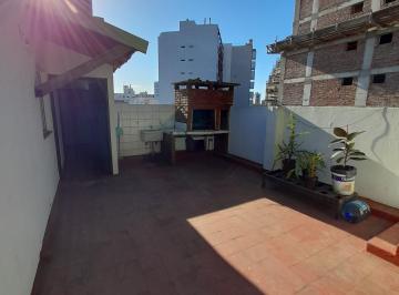 PH de 1 ambiente, Colegiales · PH Monoambiente 3ºpiso X Escalera Al Frente Patio Para 1 Persona Sin Expensas