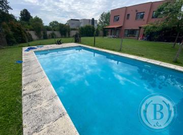 Casa de 4 ambientes, Tigre · Bustamante Prop San Isidro Labrador 11822 Casa Alquiler Verano Enero Villanueva Tigre