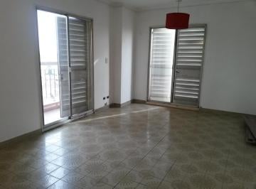 Departamento · 63m² · 3 Ambientes · 3 Ambientes Amplios Al Frente Sobre Avda. Mitre
