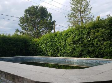 Casa de 6 ambientes, Esteban Echeverría · Casa en Venta en Club de Campo Los Rosales Canning 1200 m² de Lote