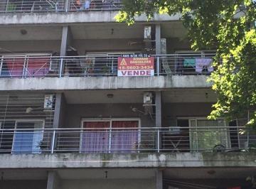 Departamento de 1 ambiente, Constitución · 1 Ambiente 33 m² Balcon Al Frente - Antiguedad 12 Años