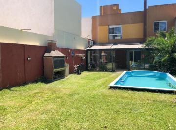 Casa de 5 ambientes, La Matanza · Venta/permuta Excelente Casa 6 Ambientes con Piscina