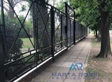 Quinta vacacional · 350m² · 5 Ambientes · 2 Cocheras · Casa Venta Ituzaingo