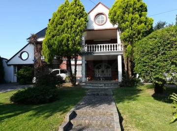 Casa de 5 ambientes, Esteban Echeverría · Venta Excelente Chalet