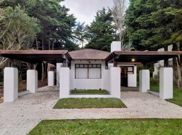 Casa de 3 ambientes, Mar de las Pampas · Casa "Los Cedros" en Venta en Mar de Las Pampas
