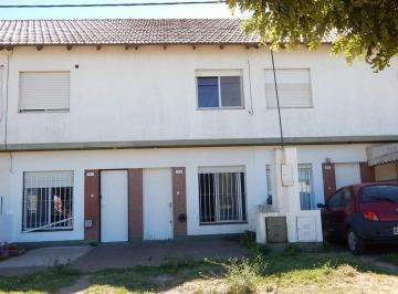 Casa de 4 ambientes, Bahía Blanca · Sonia Muda Alquila Duplex de un Dormitorio en Espeche 722