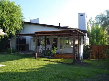 Casa · 250m² · Casa - Altos del Sol