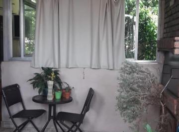 Casa · 84m² · 3 Ambientes · PH en Plta Alta