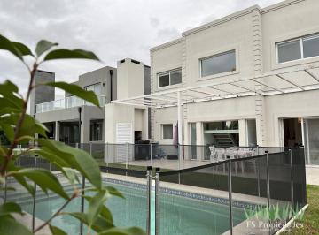 Casa de 5 ambientes, Tigre · Venta Casa Las Tipas Nordelta 3 Dorm. Escritorio y Dependencia