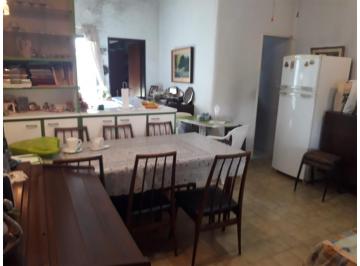 PH · 36m² · 2 Ambientes · PH en Excelente Cuadra, 2 Ambientes con Patio.