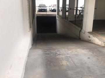 Garage · 20m² · 1 Cochera · Cochera - Vict. - B. Centro