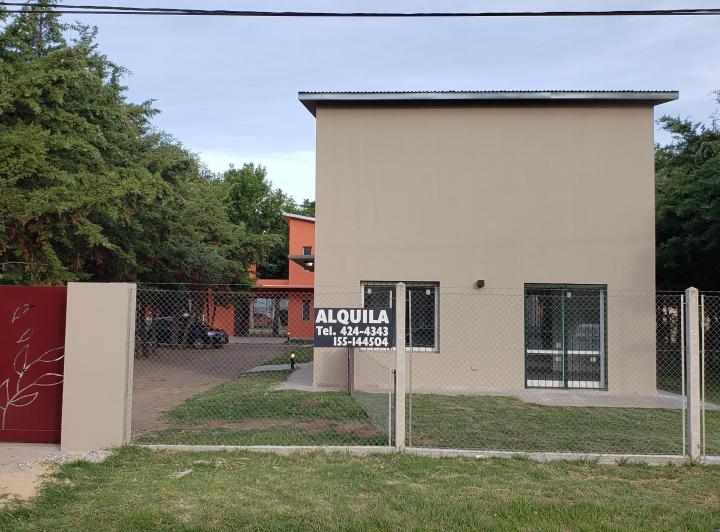 Casa · 95m² · 4 Ambientes · 1 Cochera