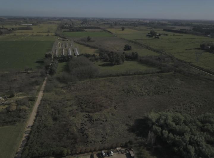 Terreno · 250m² · 8 Ambientes