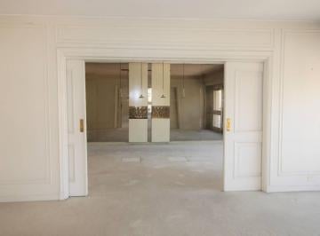 Departamento de 6 ambientes, Recoleta · Av Callao 1300 - Recoleta - Piso Alto - 4 Dorm.