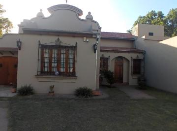 Casa de 5 ambientes, Mendiolaza · Importante Propiedad a La Venta en Mendiolaza Centro
