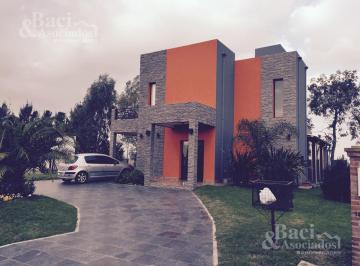 Casa · 148m² · Casa - Malibu