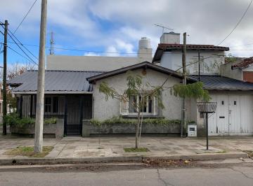Casa de 3 ambientes, Miramar · Casa en Esquina Excelente Ubicación