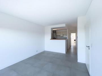 Imagen 1 - Semipiso de 1 dormitorio con patio exclusivo y ventilación cruzada. - · Semipiso de 1 Dormitorio con Patio Exclusivo y Ventilación Cruzada.