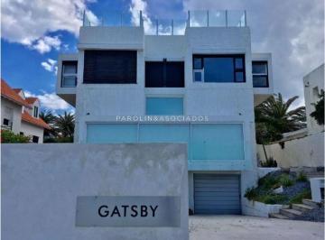 Foto1 · Casa en Venta de 4 Dorm. Frente Al Mar en Península, Punta del Este.