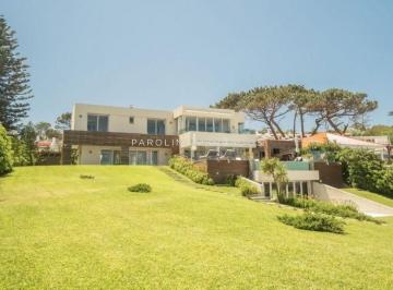 Foto1 · Casa en Venta de 4 Dorm. en Punta Ballena, Punta del Este.