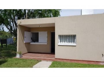 Casa · 300m² · 4 Ambientes · 1 Cochera · Casa en Ricardone