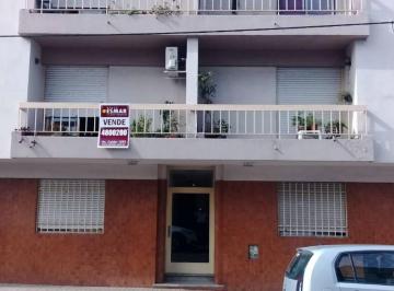 Foto · 2 Dorm. en 1 Piso Recibe Menor Dean Funes Barrio Alberdi