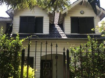 Casa · 190m² · 4 Ambientes · 1 Cochera · Casa - Ituzaingó Norte