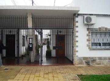Casa · 52m² · 3 Ambientes · Casa PH en Venta en Lomas de Zamora Oeste