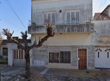Casa de 3 ambientes, Lomas de Zamora · Casa PH en Venta en Lomas de Zamora Oeste