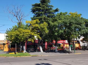 Local comercial · 242m² · Venta de Local