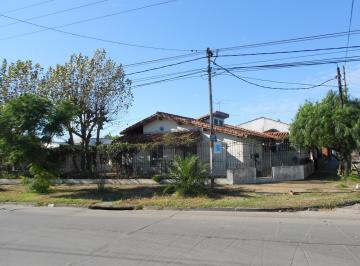 Casa · 96m² · 4 Ambientes · 2 Cocheras · Casa en Venta: 4 Ambientes: Ituzaingo: Barrio Aeronautico