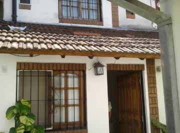 Casa de 3 ambientes, Ituzaingó · Duplex en Venta en Ituzaingo Norte
