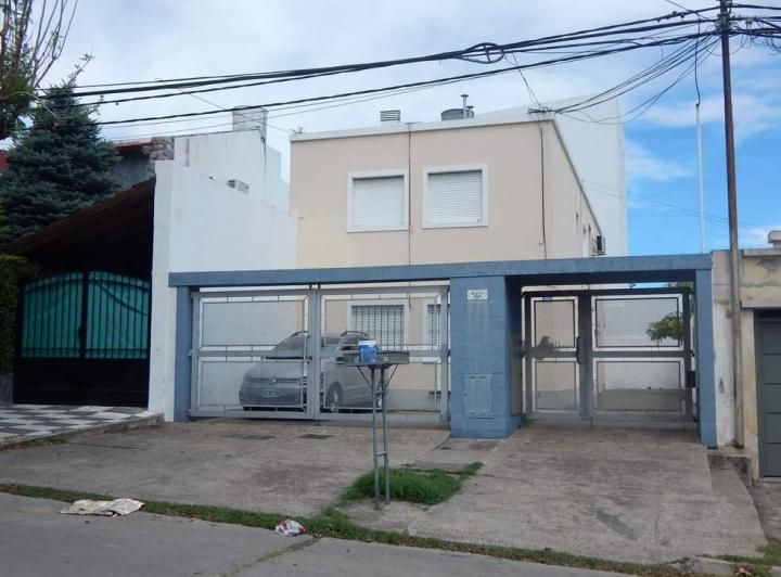 Departamento · 60m² · 4 Ambientes · 1 Cochera
