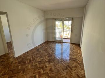 Departamento de 2 ambientes, Villa del Parque · Depto 2 Amb. con Balcón Al C/frente + Cochera Fija en Villa del Parque