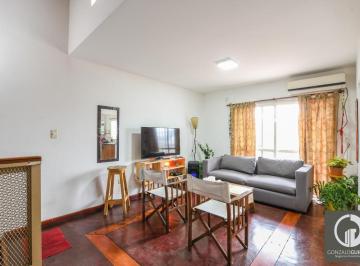Casa · 185m² · 5 Ambientes · Casa de 2 Dorm. - Inversión - Zona Sur