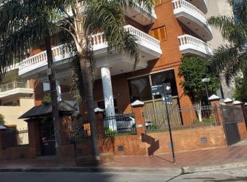 Departamento de 5 ambientes, Quilmes · Piso en Quilmes Centro. Detalles de Categoria.