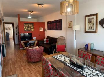 Departamento · 65m² · 2 Ambientes · Un Dormitorio y Estudio 80 m²