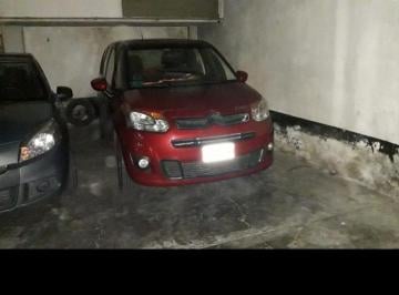 Garage · 1 Cochera · Cochera Cubierta Zona Céntrica, en Venta, Ramos Mejía