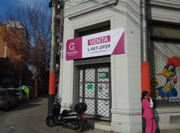 Terreno · 378m²