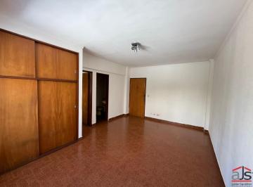 Departamento de 1 ambiente, Mar del Plata · Ambiente Al Lateral Muy Soleado con Espacio de Cochera en El Mismo Edificio!