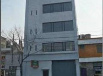 Oficina comercial de 15 ambientes, Parque Patricios · Oficinas - Salones de Venta en Venta Parque Patricios