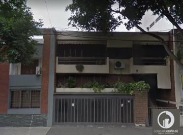 Casa · 418m² · 7 Ambientes · 2 Cocheras · Casa Amplia con Cochera - Quincho y Parrillero - Lourdes