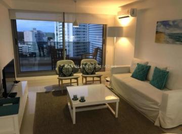 Foto1 · Apartamento en Venta 2 Dorm. en Torre Esmeralda, Punta del Este.
