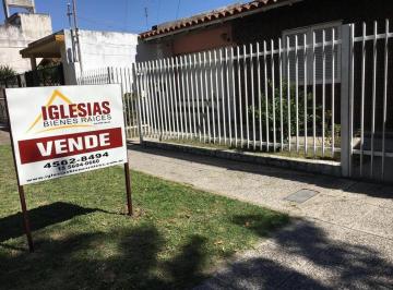 Casa · 142m² · 3 Ambientes · 4 Cocheras · Venta Casa de 3amb C/ Cochera - Castelar Norte